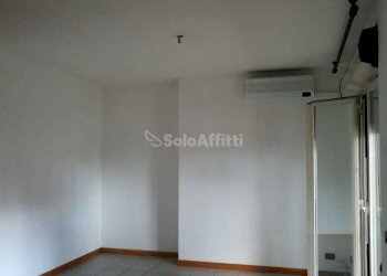 35b67684-ac44-4e46-922b-eb7a2343a49a.jpg - Apartment Latina - photo 3