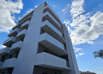 2.jpg - Quadrilocale Via Risorgimento 215, Modica - foto 1