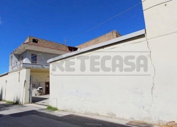 WhatsApp Image 2022-09-22 at 12.59.22 (3).jpeg - Laboratorio Via montella, Maddaloni - foto 21