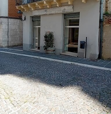 20250213_115819.jpg - Locale Commerciale Orsogna - foto 1