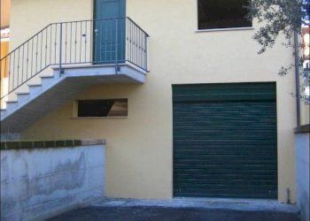 Vista esterna - Villa a Schiera San Martino sulla Marrucina - foto 1