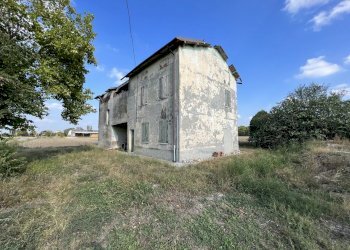 IMG_9133.JPG - Rustico Via Madonna 14, Camposanto - foto 3