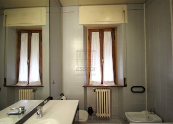 villa singola divisa in quattro appartamenti (3).J - Villa Via del Cimitero di Vicopelago 533, Lucca - foto 6