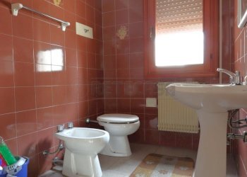 IMG_2655.JPG - Locale Commerciale Via S. Quasimodo, Grisignano di Zocco - foto 12