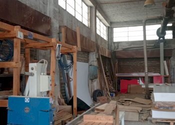 IMG_20220928_100152.jpg - Locale Commerciale Luni - foto 1