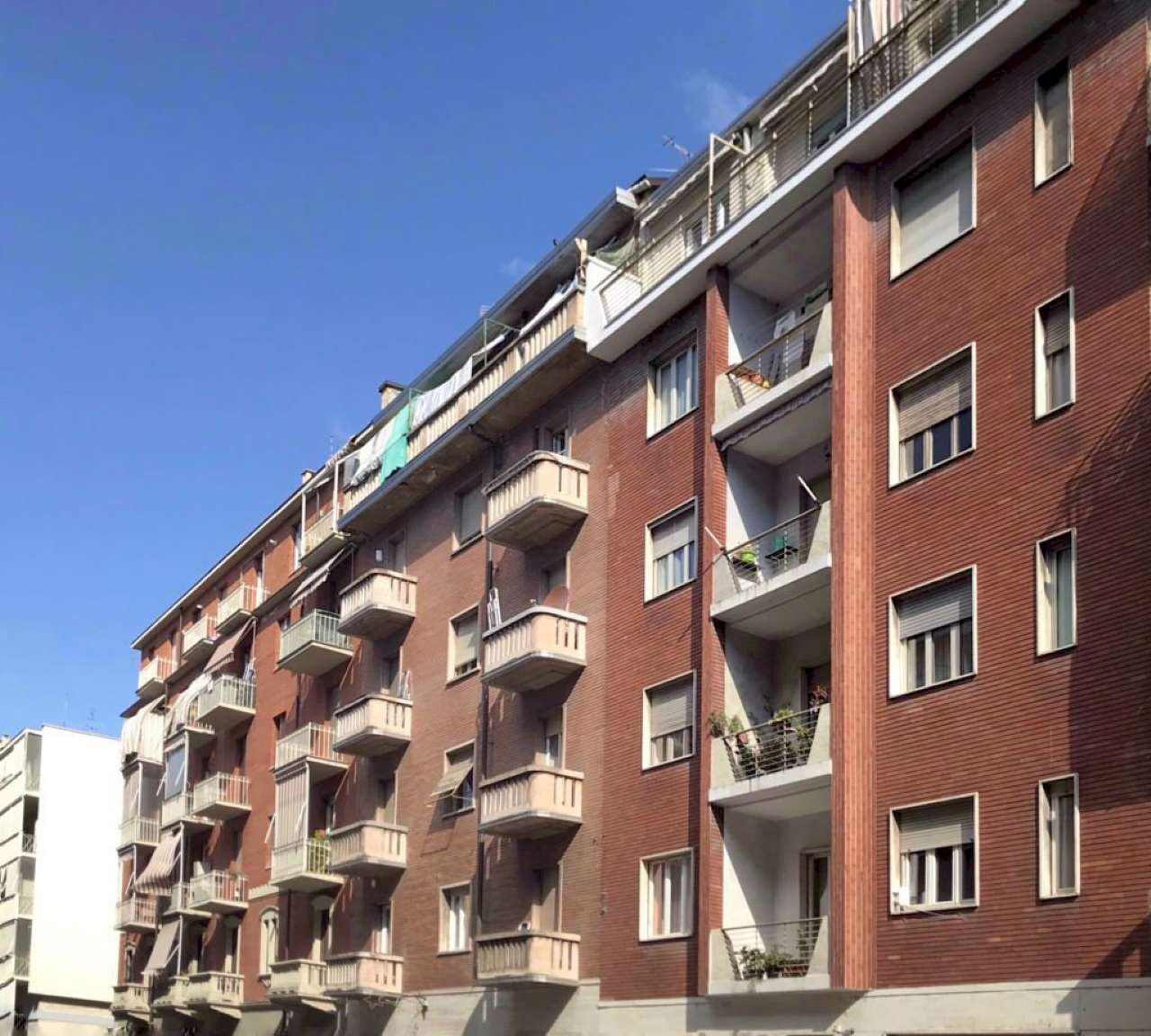 facciata bilocale via monte nero 11 - Appartamento via Monte Nero, 11, Torino (zona Barriera Milano) - foto 1