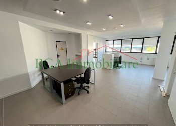 ufficio - Office via Portico, 13, Bergamo - photo 23