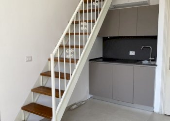 IMG_3920.jpg - Appartamento Piazza Vittorio Emanuele II 5, Finale Ligure - foto 2