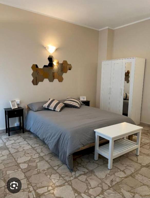 One-room apartment Torino - photo 1