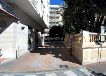 Ingresso da Via Boselli - Box Via Paolo Boselli 40, Taggia - foto 1