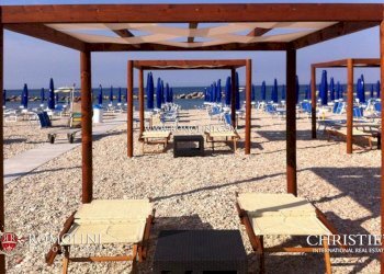 12710_.jpg - Stabilimento balneare Viale Regina Margherita, Viareggio - foto 3