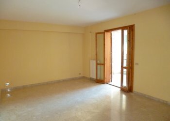 P1100306.JPG - Appartamento Ragusa - foto 3