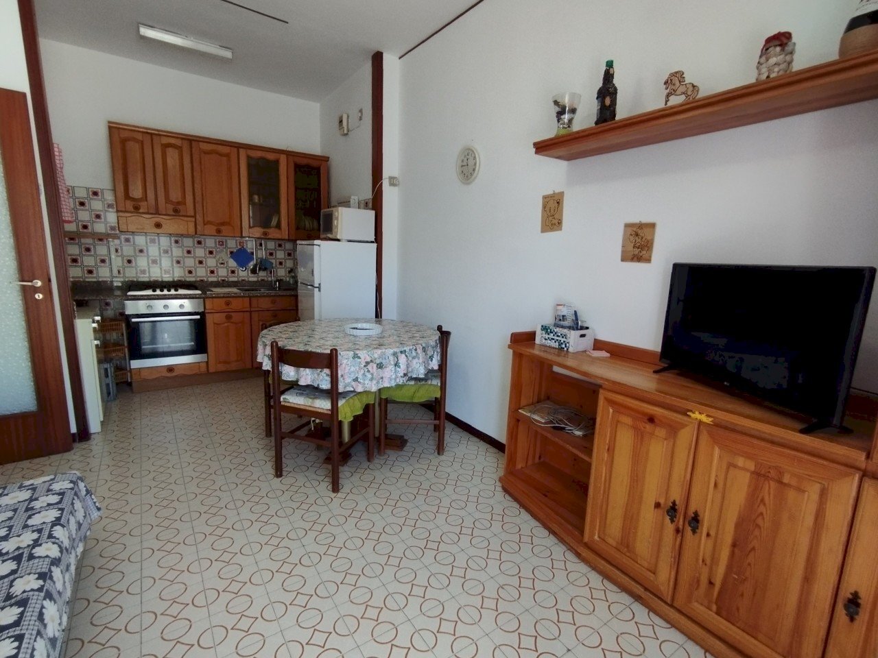 soggiorno con angolo cottura - Bilocale Andora - foto 2