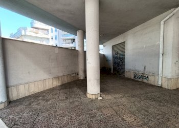 IMG20220201104319.jpg - Locale Commerciale Nettuno - foto 5