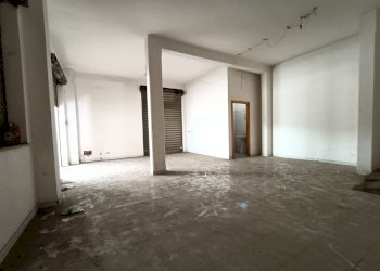 IMG20220201104243.jpg - Locale Commerciale Nettuno - foto 6