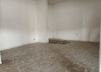 IMG20220201104129.jpg - Locale Commerciale Nettuno - foto 9