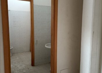 IMG20220201104153.jpg - Locale Commerciale Nettuno - foto 11