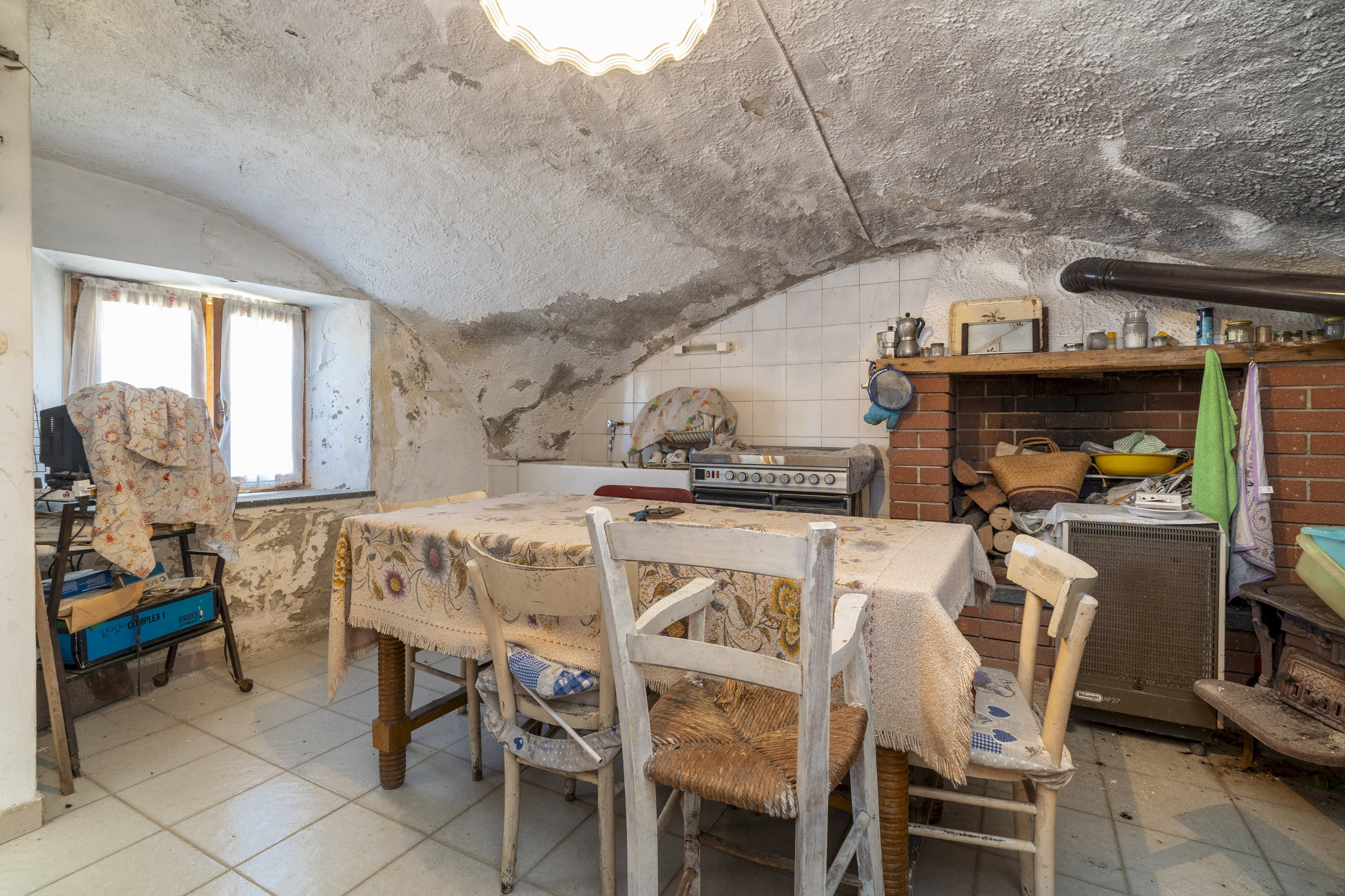Cucina - Baita Frazione Morinesio, Snc, Stroppo - foto 3
