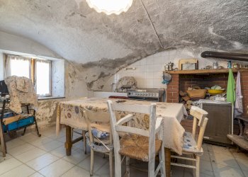 Cucina - Baita Frazione Morinesio, Snc, Stroppo - foto 3