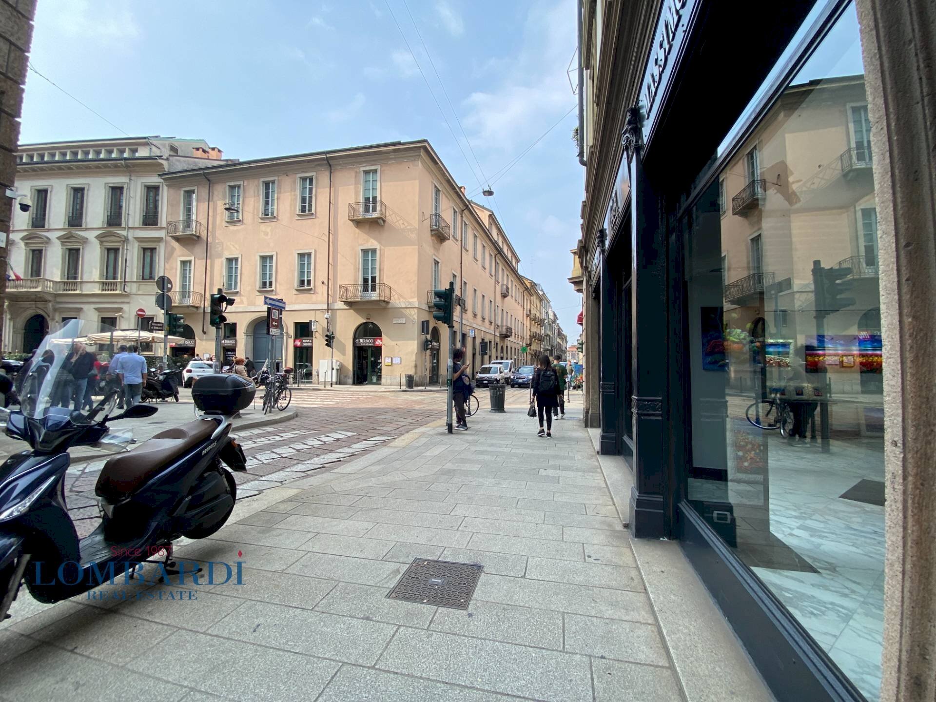 Shop Via Monte Di Pieta', Milano - photo 3