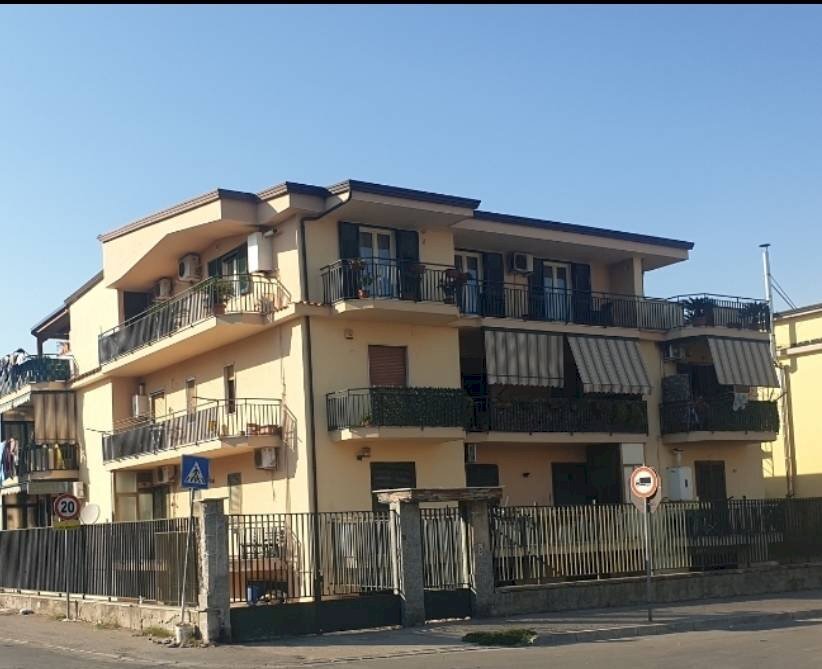 Four-room apartment Sant'Arpino - photo 1