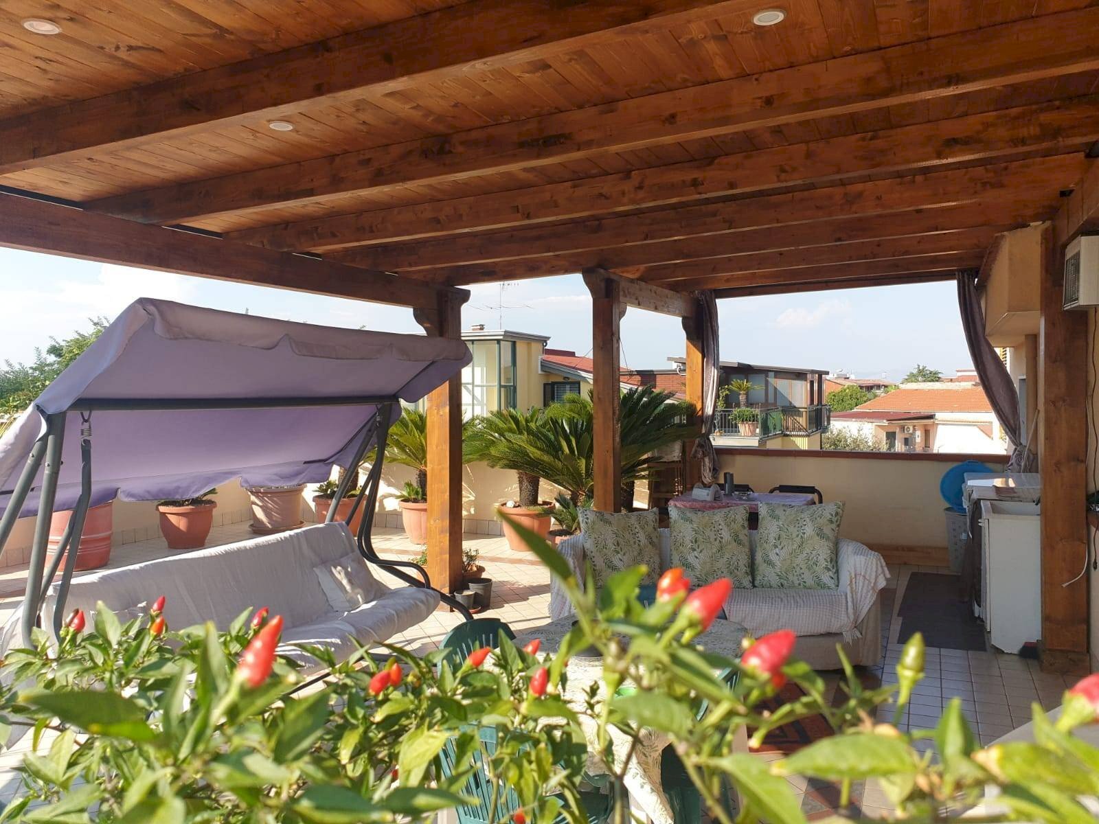 Four-room apartment Sant'Arpino - photo 2