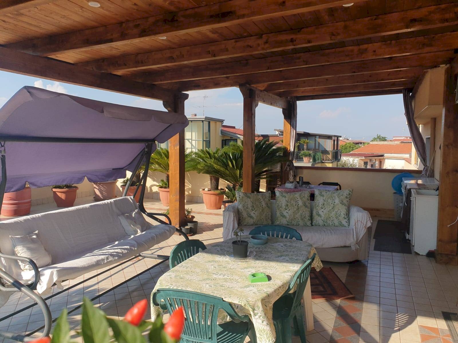 Four-room apartment Sant'Arpino - photo 3