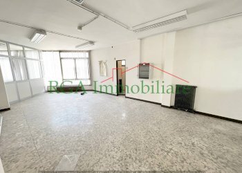 ufficio - Ufficio via Dante Alighieri, 38B, Seriate - foto 5