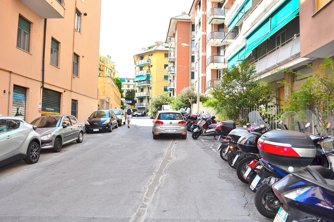 DSC_1443_1494.JPG - Terreno non edificabile Via Annibale Passaggi 14, Genova - foto 2