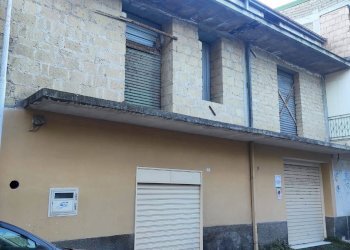 Four-room apartment Orta di Atella - photo 3