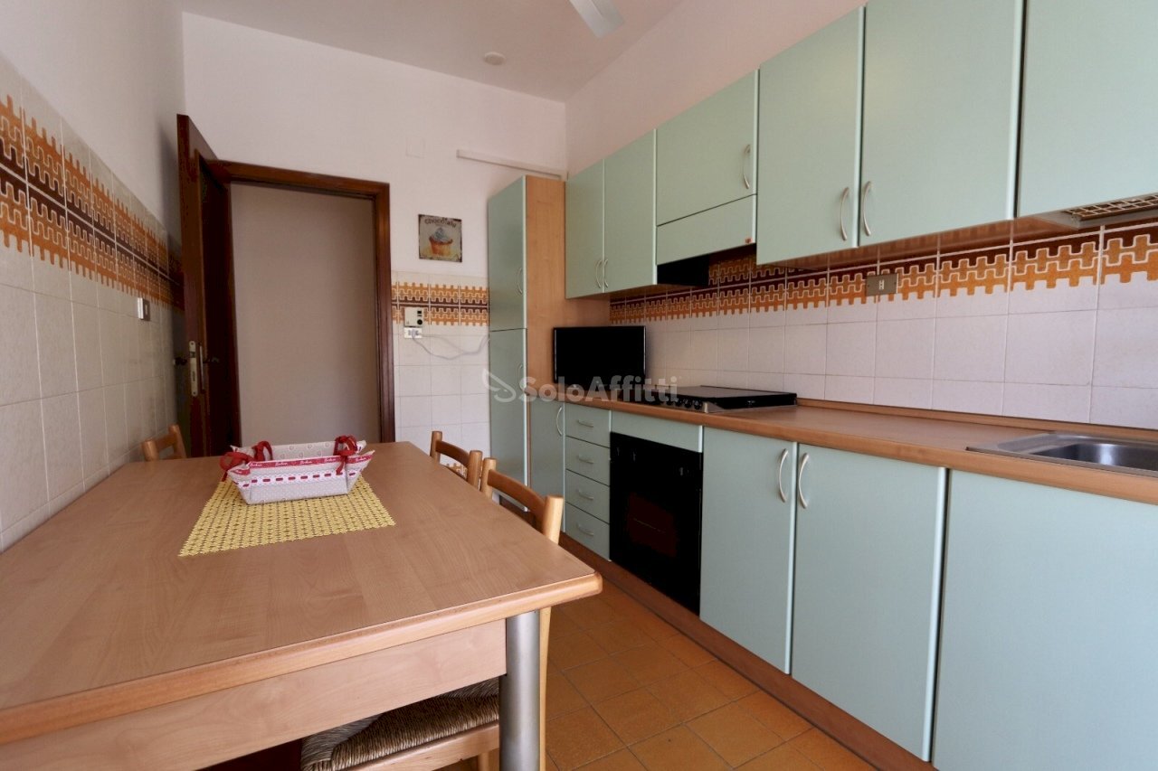 cucina - Trilocale Via Giuseppe Ungaretti 10, Tortoreto - foto 3