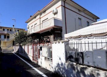 esterno edificio - Appartamento Via Giuseppe Ungaretti 10, Tortoreto - foto 11