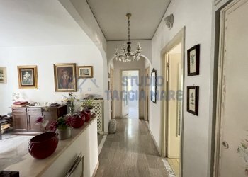 IMG_8096.JPG - Quadrilocale Viale Giuseppe Mazzini 11, Taggia - foto 1