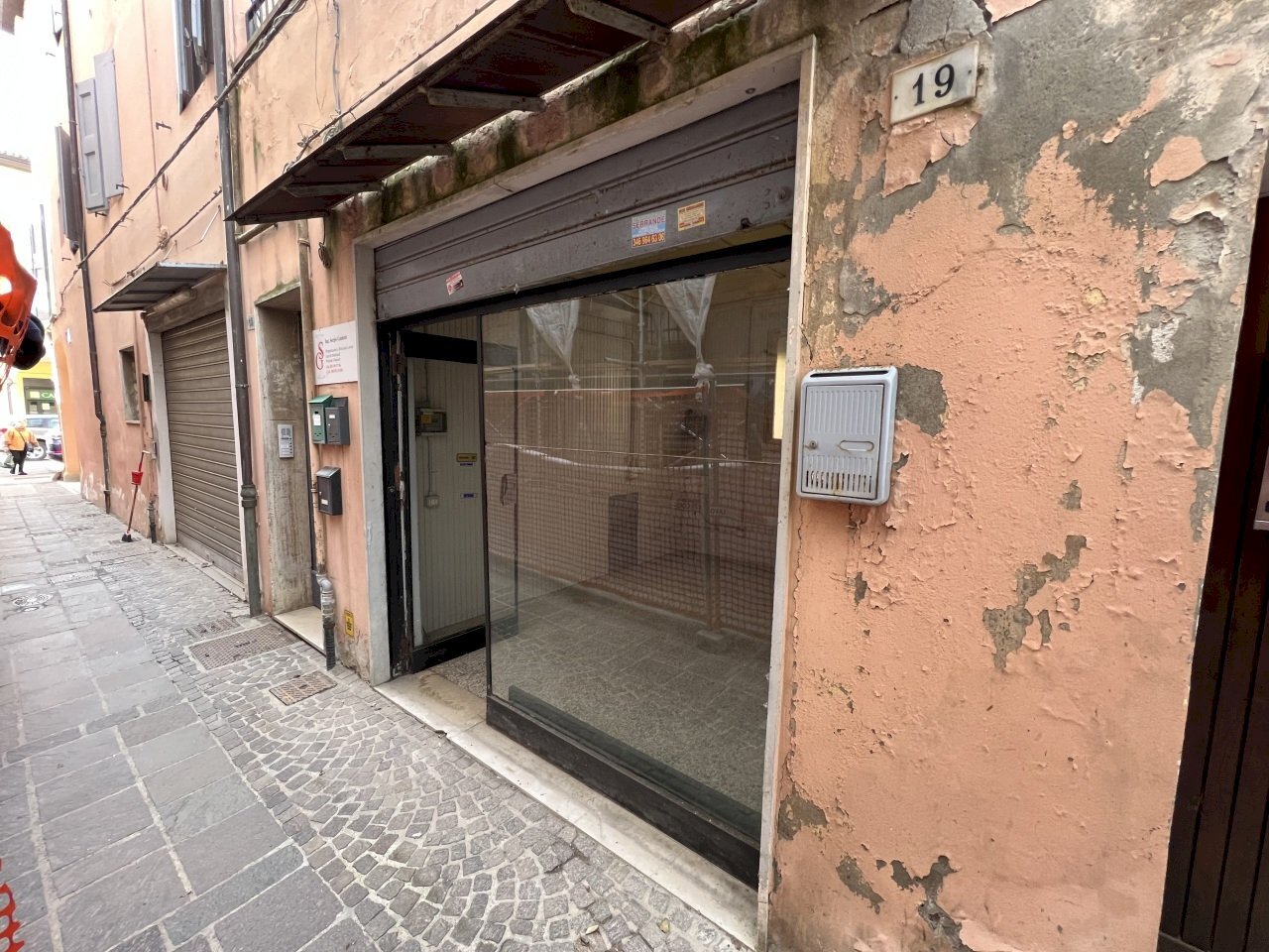 IMG_8840.JPG - Locale Commerciale Via A. Leonelli 19, Crevalcore - foto 3