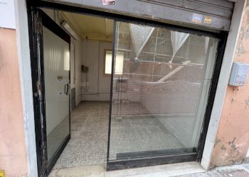 IMG_8844.JPG - Locale Commerciale Via A. Leonelli 19, Crevalcore - foto 7