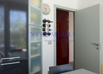 Cucina - Villa a Schiera Viale del Tirreno 14, Livorno - foto 16