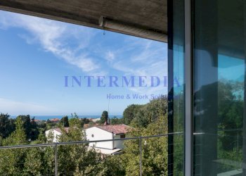 Terrazza vista mare dalla seconda camera - Villa a Schiera Viale del Tirreno 14, Livorno - foto 29