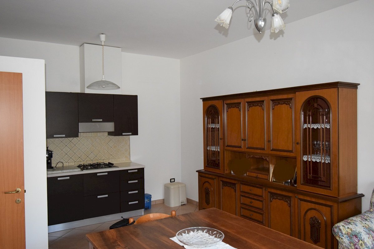 Trilocale Russi - foto 3