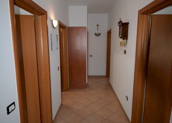 Trilocale Russi - foto 22