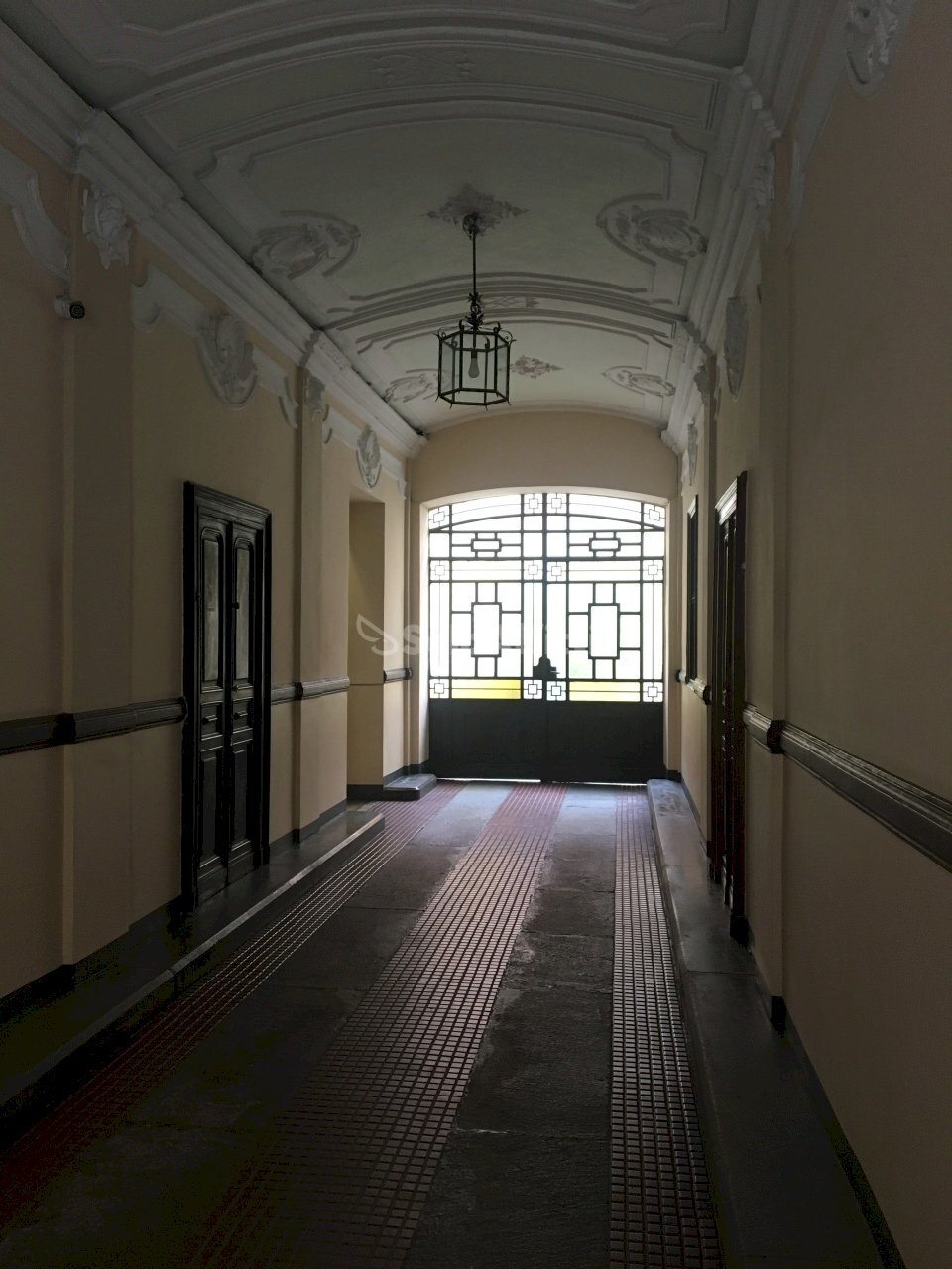 ANDRONE.JPG - Mansarda Via Sant'Antonio da Padova 14, Torino - foto 2