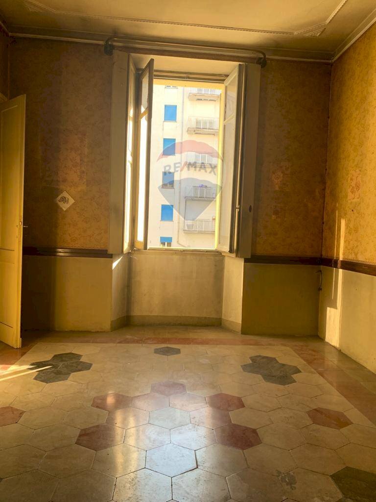 Quadrilocale Piazza Giacomo Matteotti, 8 
 Centro-P.zza Matteotti, Alessandria - foto 2