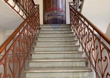 Quadrilocale Piazza Giacomo Matteotti, 8 
 Centro-P.zza Matteotti, Alessandria - foto 6