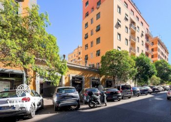 Box Via Domodossola, Roma (zona Re di Roma) - foto 2