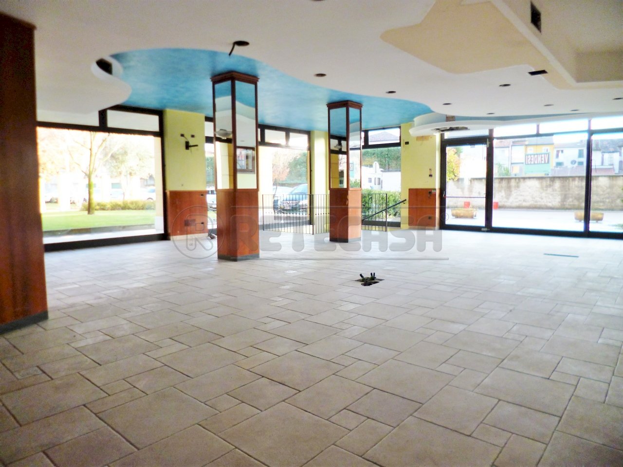 Sala principale - Locale Commerciale Montebello Vicentino - foto 3