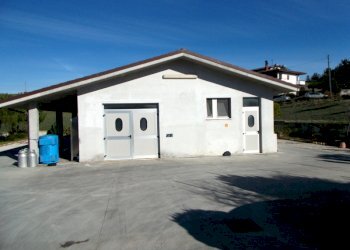 013 POGGIO DI BRETTA Laboratorio Caseario.JPG - Laboratorio Maltignano - foto 1