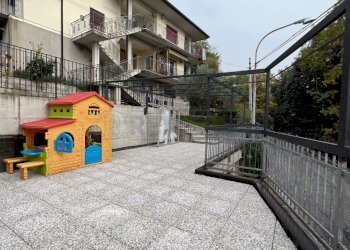 giardino - Casa semi indipendente via castelli quattro martiri 95, Montecchio Maggiore - foto 1