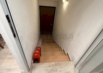 scale di accesso al garage - Casa semi indipendente via castelli quattro martiri 95, Montecchio Maggiore - foto 26