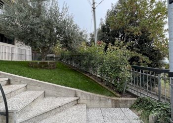 giardino - Casa semi indipendente via castelli quattro martiri 95, Montecchio Maggiore - foto 30