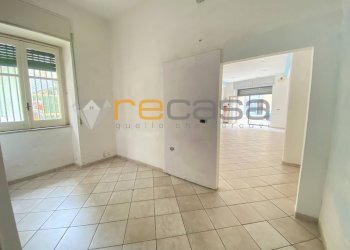 Commercial Premises via nino bixio, Bellizzi - photo 8