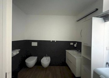 Bagno - Bilocale viale Vincenzo Dandolo, 4, Varese - foto 14